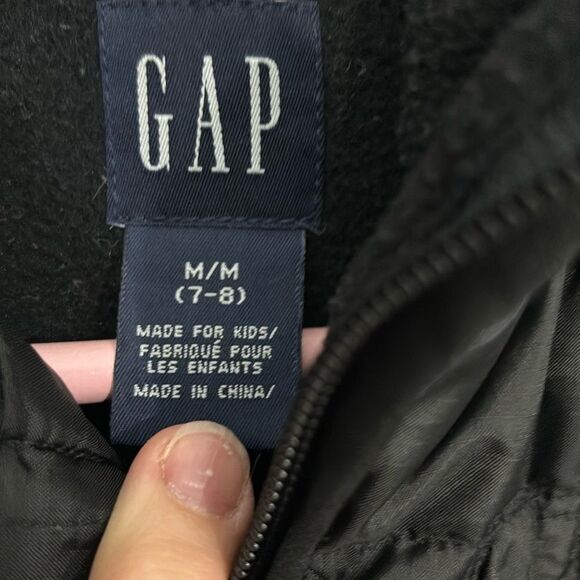 GAP | Down Feathers Boys Black Puffer Vest Down Jacket - Picture 6 of 12